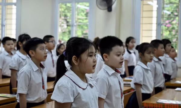 Học tập kinh nghiệm của Việt Nam trong việc củng cố quan điểm về chủ nghĩa xã hội