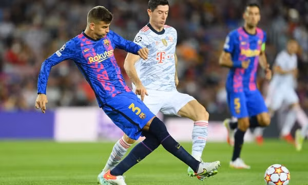 Bayern đè bẹp Barca tại Camp Nou