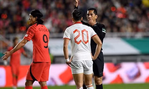 Bùi Hoàng Việt Anh lỡ trận đấu với Philippines ở vòng loại World Cup