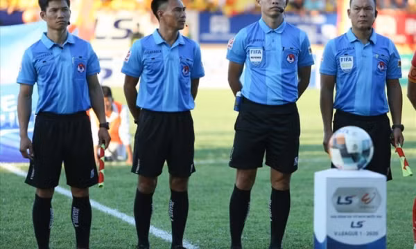 Sếp VFF nói thẳng về công tác trọng tài ở V-League