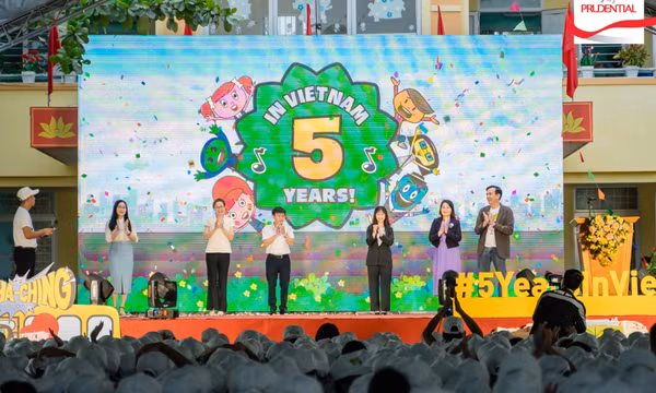 Trong 5 năm, Dự án giáo dục tài chính Cha-Ching đã trang bị kiến thức quản lý tài chính thông minh cho hơn 100.000 trẻ em Việt
