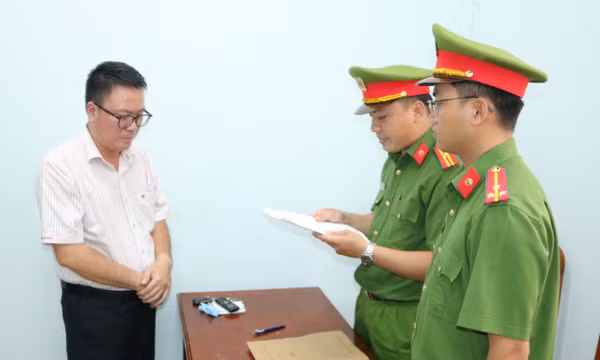 Giả danh “cò đất” chiếm đoạt hơn 9 tỷ đồng
