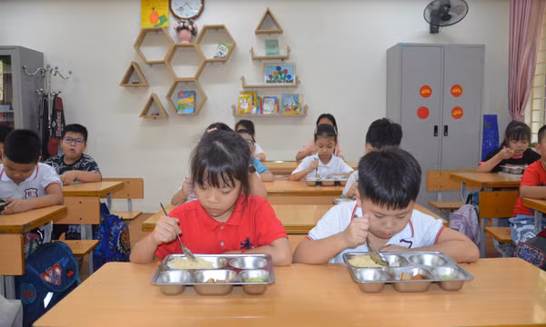 An toàn những bữa ăn bán trú