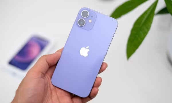 iOS 17.1 khắc phục vấn đề bức xạ cao trên iPhone 12