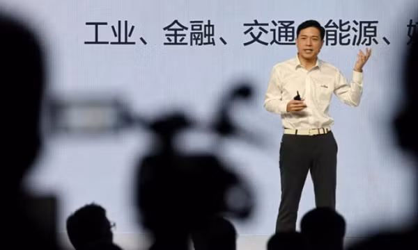 Baidu tuyên bố chatbot Ernie mạnh ngang GPT-4