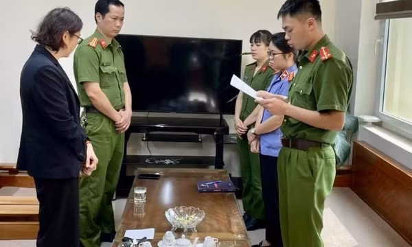 Khởi tố, bắt giam Giám đốc Công ty Bảo Việt