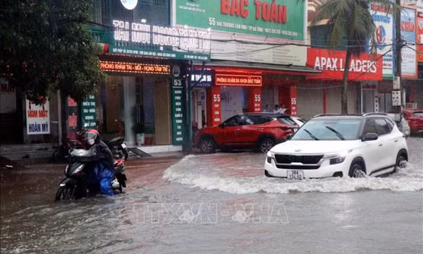 Các tỉnh từ Hà Tĩnh đến Thừa Thiên - Huế chủ động ứng phó nguy cơ lũ quét, sạt lở đất