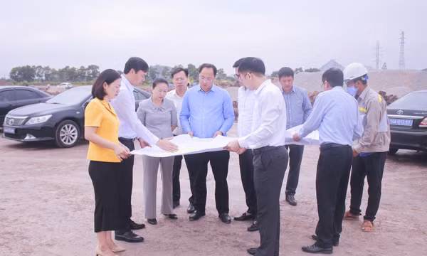 Giám sát việc thực hiện các nghị quyết HĐND tỉnh tại TX Đông Triều