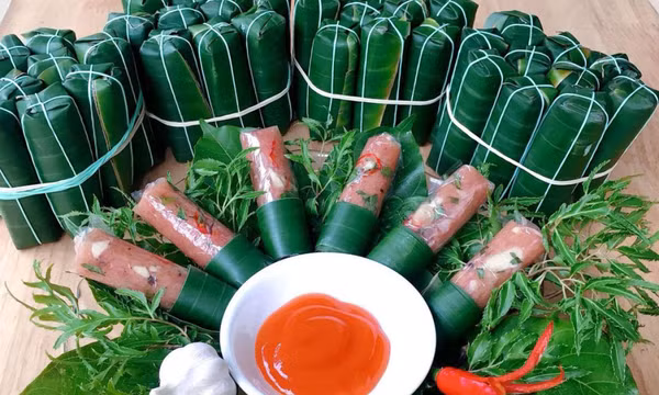Tiềm ẩn nguy cơ nhiễm bệnh khi ăn nem chua