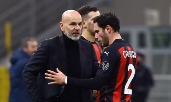 Nội bộ AC Milan bất hòa sau trận thua trước PSG
