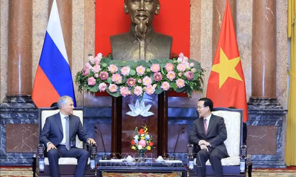 Chủ tịch nước Võ Văn Thưởng tiếp Chủ tịch Duma Quốc gia Quốc hội Liên bang Nga
