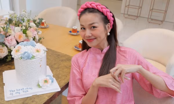Người mẫu Thanh Hằng kết hôn nhạc trưởng Trần Nhật Minh
