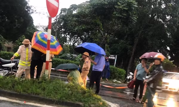 Đại tá công an tử vong sau cú va chạm giữa hai xe mô tô