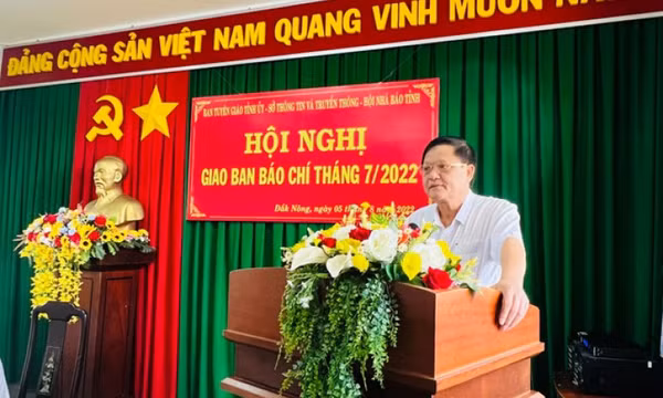 Vì sao Giám đốc Sở giáo dục tỉnh Đắk Nông xin thôi việc