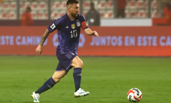 Messi lập kỷ lục lương của bóng đá Mỹ