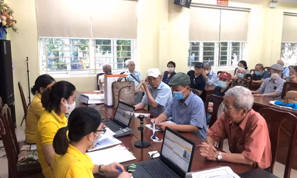 Công ty nợ đóng BHXH 3 tháng, lao động có được nhận trợ cấp thất nghiệp?