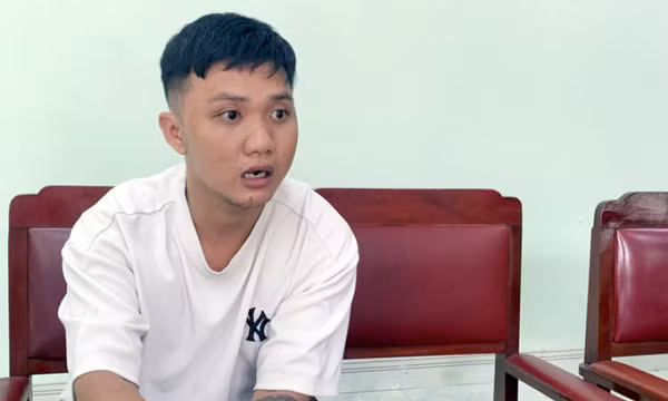 Bắt nghi can nổ súng, bắt giữ người trái pháp luật