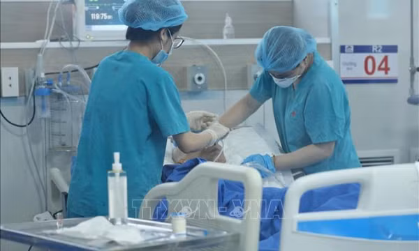 Nhiều thay đổi khi chuyển COVID-19 từ nhóm A sang B