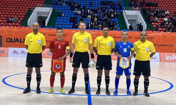Tuyển futsal Việt Nam thắng tưng bừng trận ra quân giải châu Á