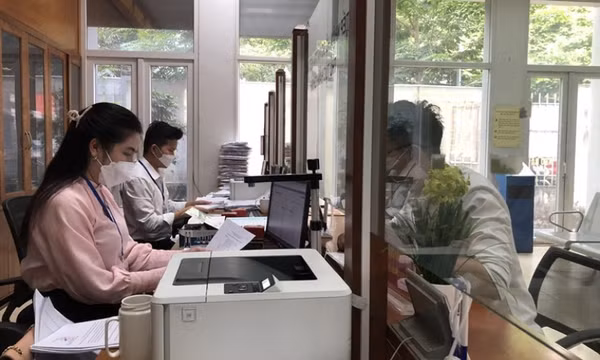 Đơn vị sự nghiệp có được ký hợp đồng làm chuyên môn?