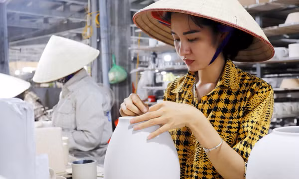 Khám phá xưởng gốm xuất khẩu ở Đông Triều