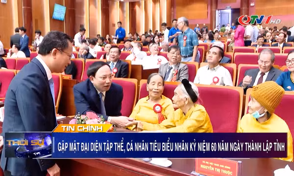 Hội nghị gặp mặt các tập thể, cá nhân tiêu biểu nhân kỷ niệm 60 năm thành lập tỉnh