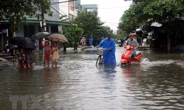 Vùng áp thấp có khả năng mạnh thêm, khu vực Bắc Bộ có mưa vài nơi