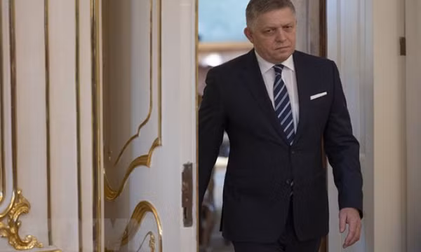 Tân Thủ tướng Slovakia thông báo dừng viện trợ quân sự cho Ukraine