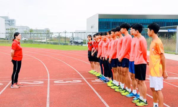 Những HLV nữ đem thành công về cho thể thao Vùng mỏ