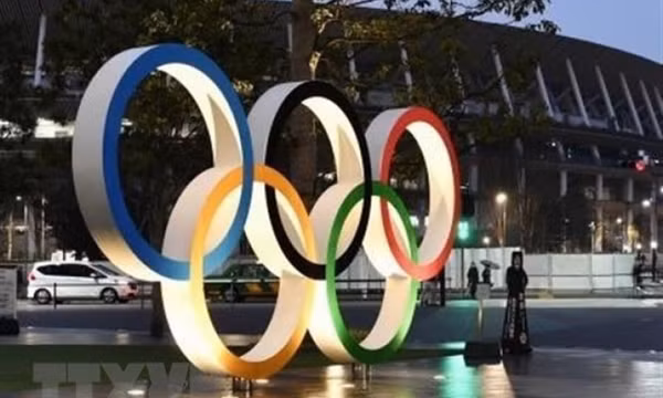 Nga chỉ trích quyết định đình chỉ tư cách thành viên của IOC