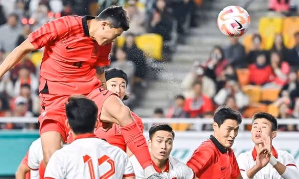 Việt Nam thua Hàn Quốc 0-6