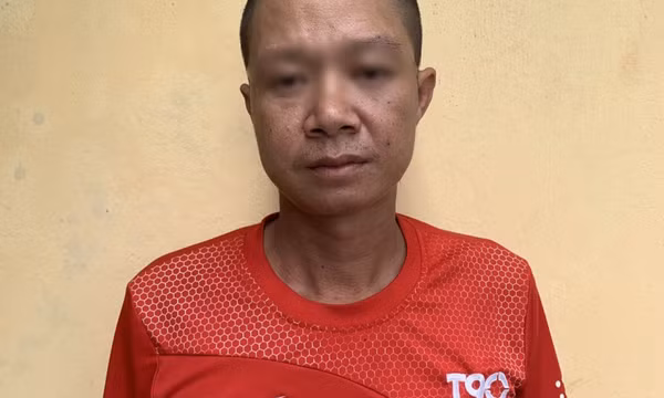Tạm giữ đối tượng môi giới mại dâm