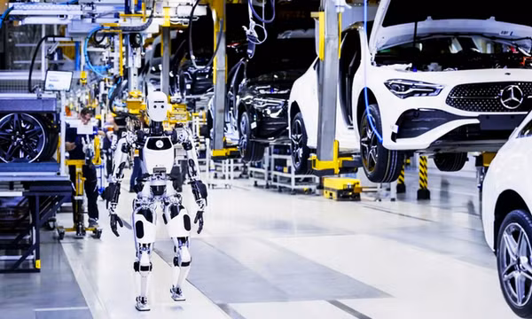 Mercedes-Benz đưa robot hình người vào sử dụng