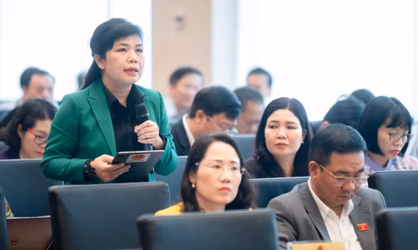 ĐBQH Nguyễn Thị Thu Hà: Cân nhắc việc đổi mới TAND cấp tỉnh, cấp huyện theo thẩm quyền xét xử