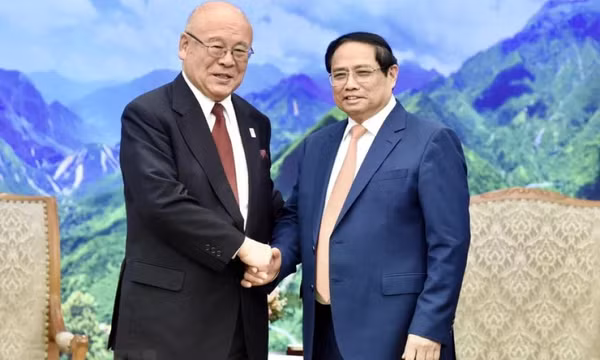 Thủ tướng tiếp Cố vấn Đặc biệt Liên minh Nghị sỹ hữu nghị Nhật Bản-Việt Nam