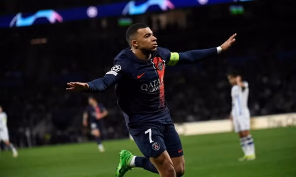 Mbappe lập cú đúp cứa lòng, đưa PSG vào tứ kết