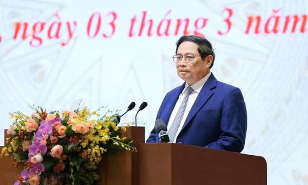 'Chính phủ luôn đồng hành cùng doanh nghiệp, vượt qua khó khăn, thách thức'