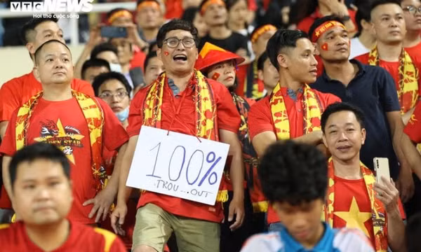 Chừng ấy đã đủ chứng minh ông Troussier không xứng làm HLV trưởng tuyển Việt Nam