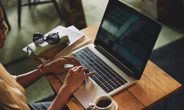Ngồi nhiều dễ chết sớm, kể cả có tập thể dục