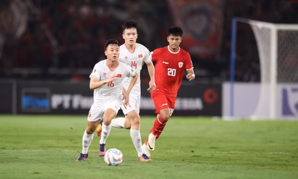 Thua Indonesia, ĐT Việt Nam tụt dốc thê thảm trên BXH FIFA