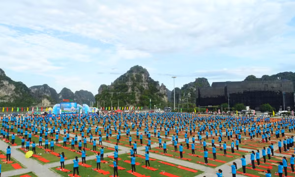 Sắp diễn ra Festival Yoga mùa hè tại Hạ Long