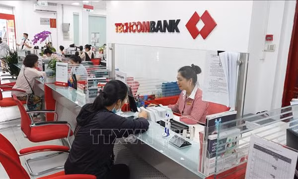 Thêm ngân hàng lớn hạ lãi suất huy động