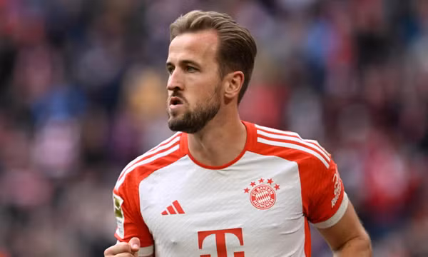 Kane chuẩn bị trở lại Tottenham