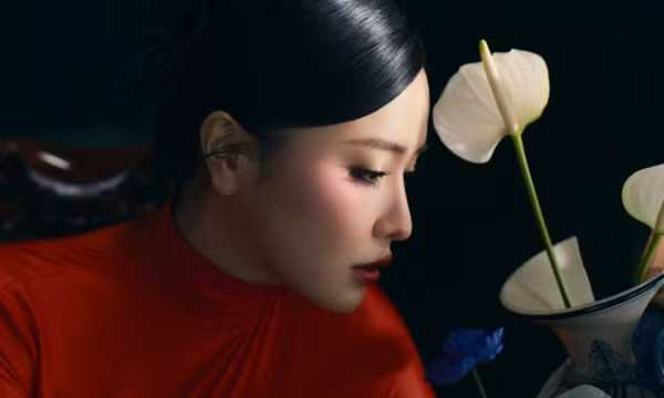 Bích Phương tuyên bố thành lập công ty riêng trước thềm phát hành MV Nâng Chén Tiêu Sầu