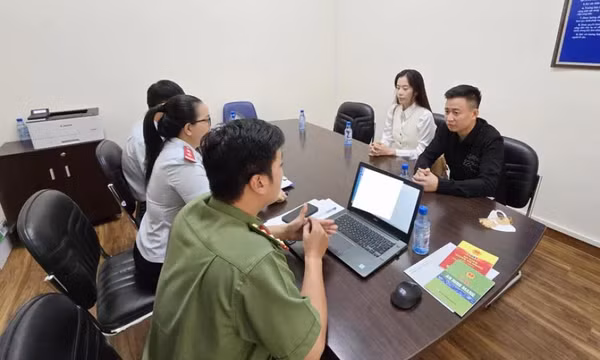 Hoa khôi Nam Em bị phạt gần 40 triệu đồng
