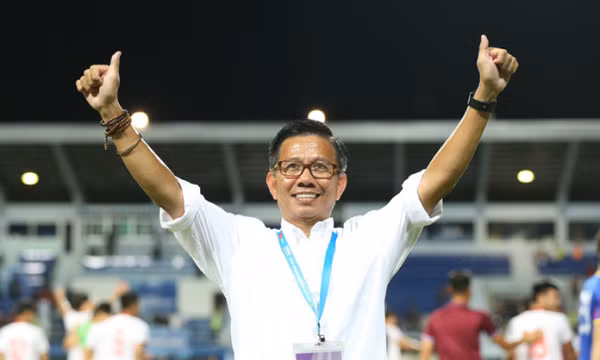 HLV Hoàng Anh Tuấn nắm U23 Việt Nam thay Troussier