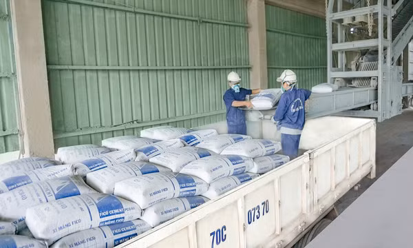 Ngành xi măng kỳ vọng “sáng” hơn nhờ đầu tư công