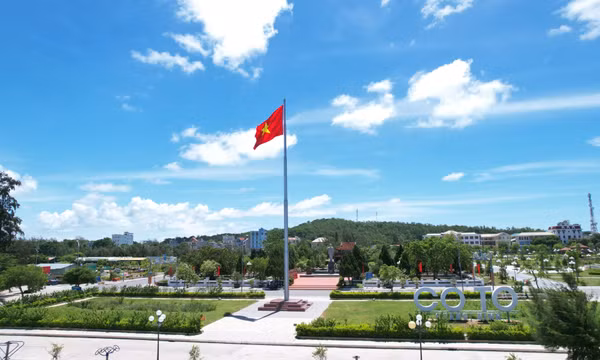 Bảo vệ Tổ quốc từ sớm, từ xa theo tinh thần Nghị quyết số 24-NQ/TW của Bộ Chính trị: Nhìn từ lịch sử và thực tiễn tại Cô Tô