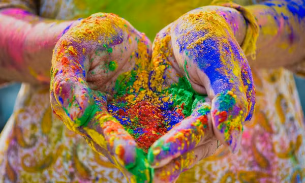 Lễ hội Holi và những điều thú vị mà bạn chưa biết về Ấn Độ