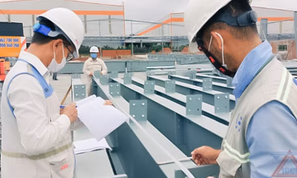 Thời điểm hoàn thành hợp đồng có gồm thời gian bảo hành?